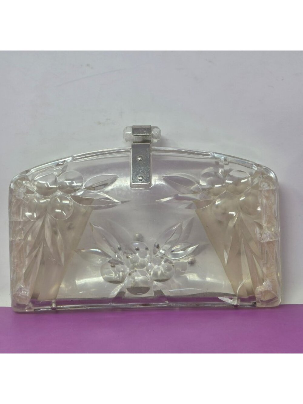 Vintage Clear Lucite Clutch Purse With Floral Design Rhinestones Hinged Closure‎